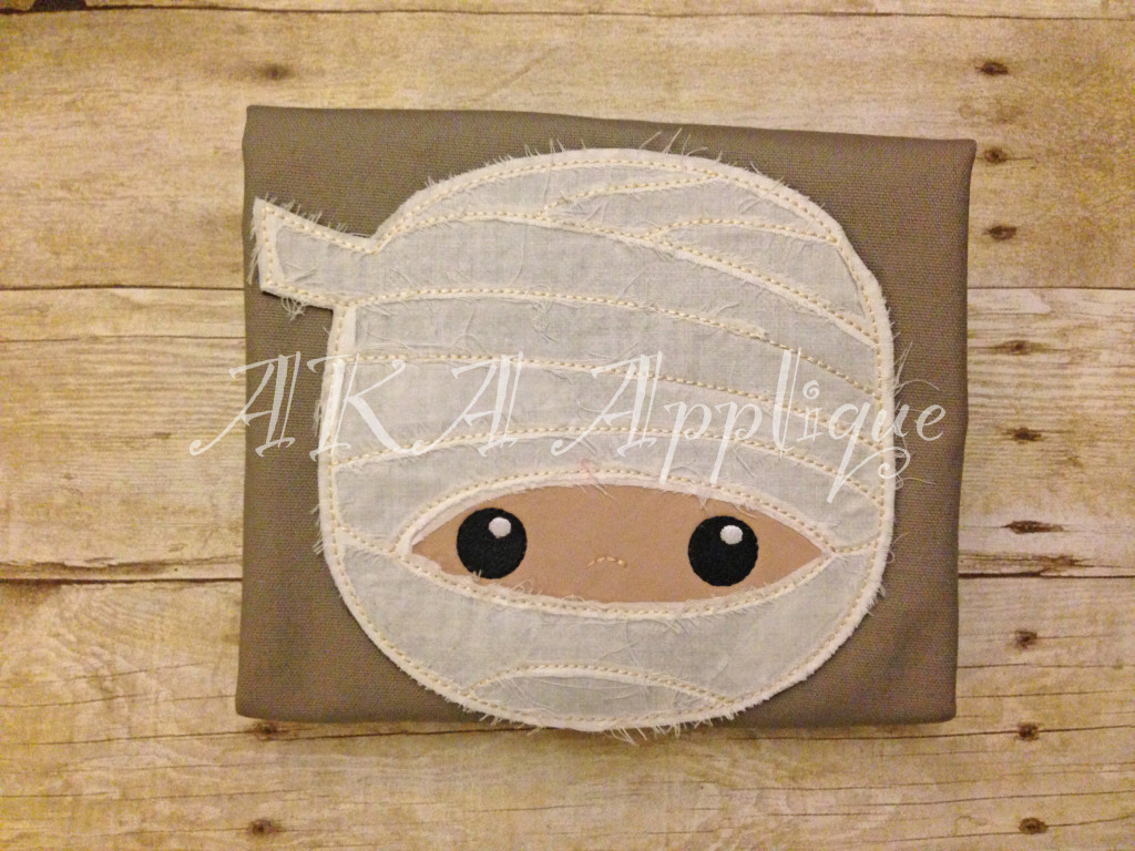Mummy Applique Raggy Embroidery Design - Image 3