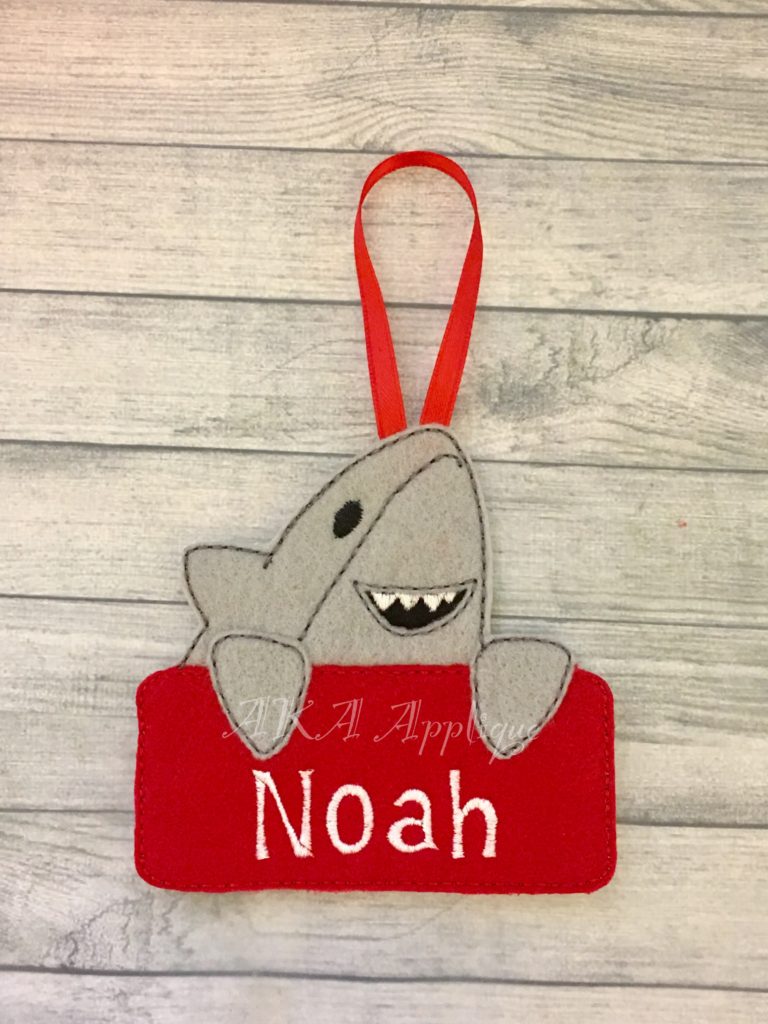 Personalizable Finly Shark Ornament ITH Embroidery Design