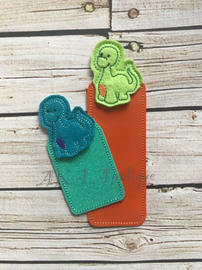 Peeking Bronty Brontosaurus Dinosaur Bookmark ITH Embroidery Design - Image 3