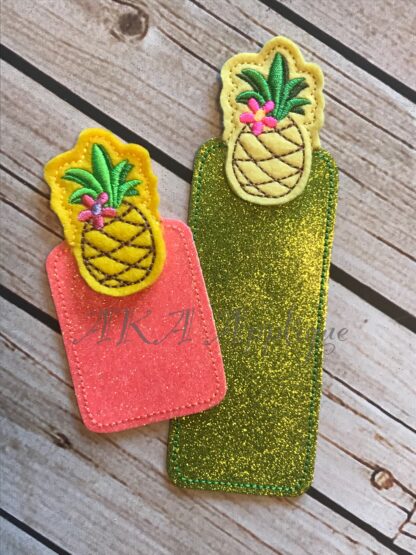 Peeking Pineapple Bookmark ITH Embroidery Design - Image 2