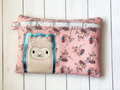ITH Lucy Llama Zipper Pouch Embroidery Design - Image 2