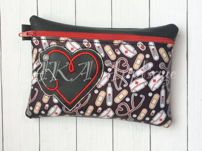 ITH Stethoscope Heart Zipper Pouch Embroidery Design - Image 4